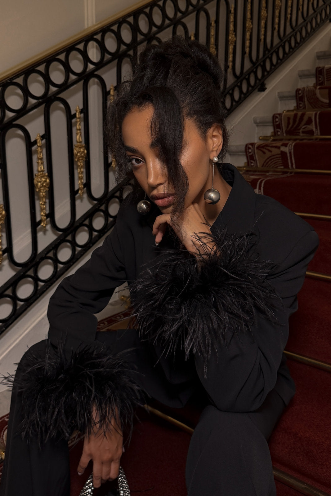 BLAZER NOIR AVEC PLUMES