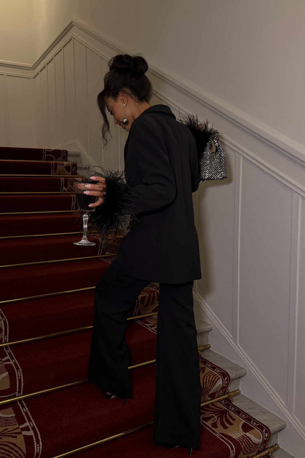 BLAZER NOIR AVEC PLUMES
