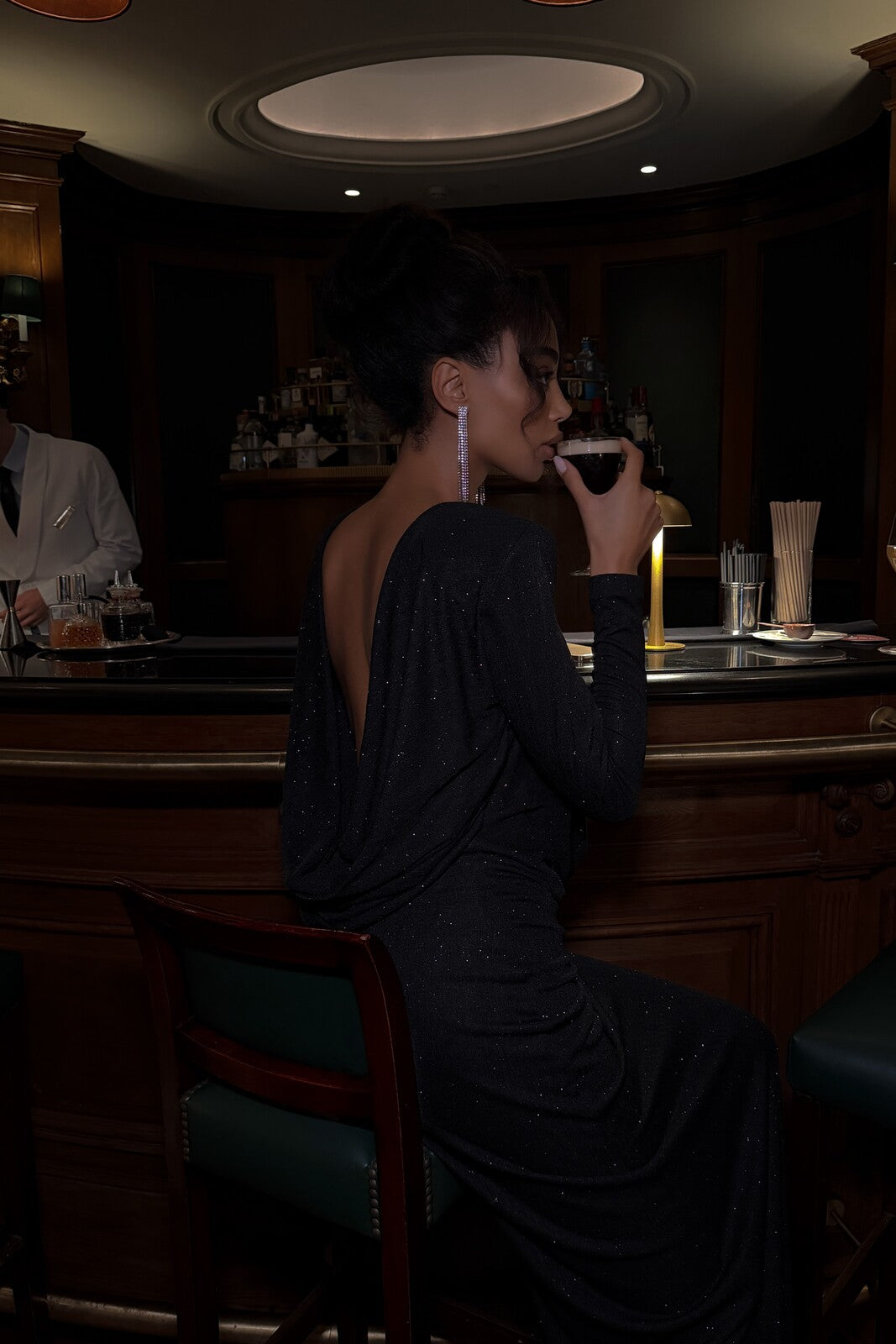 VESTIDO PRETO COSTAS DRAPEADAS