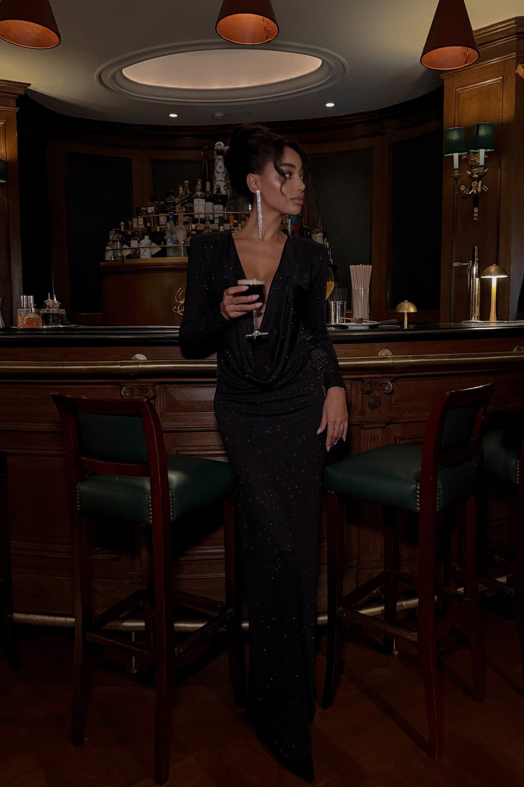 VESTIDO PRETO COSTAS DRAPEADAS