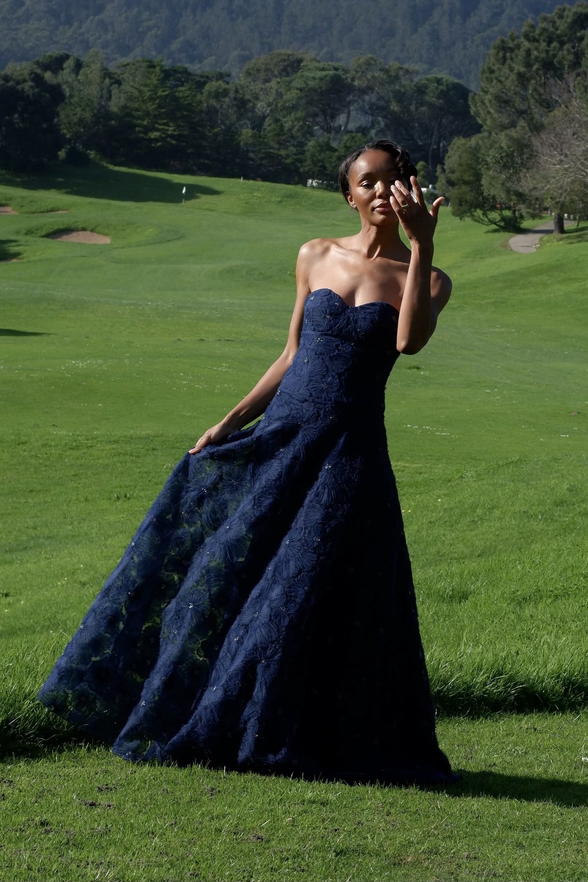 ROBE LONGUE À FLEURS BLEU MARINE