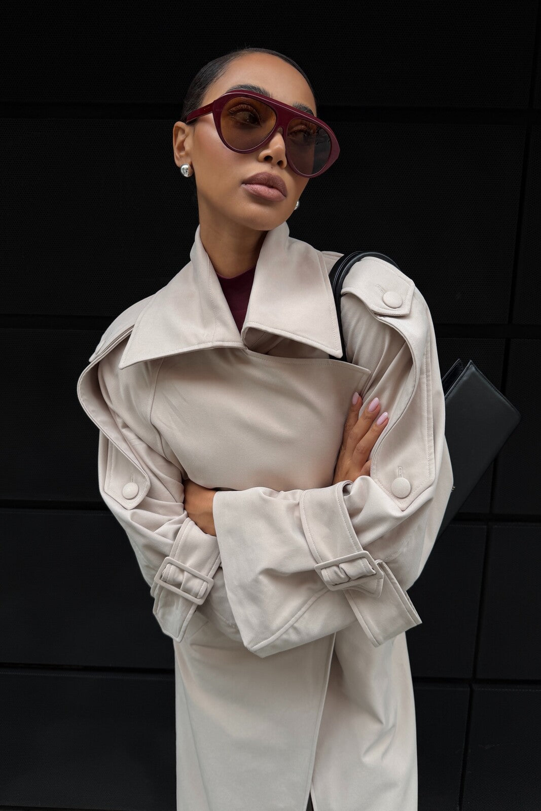 BEIGE CLASSIC TRENCH COAT