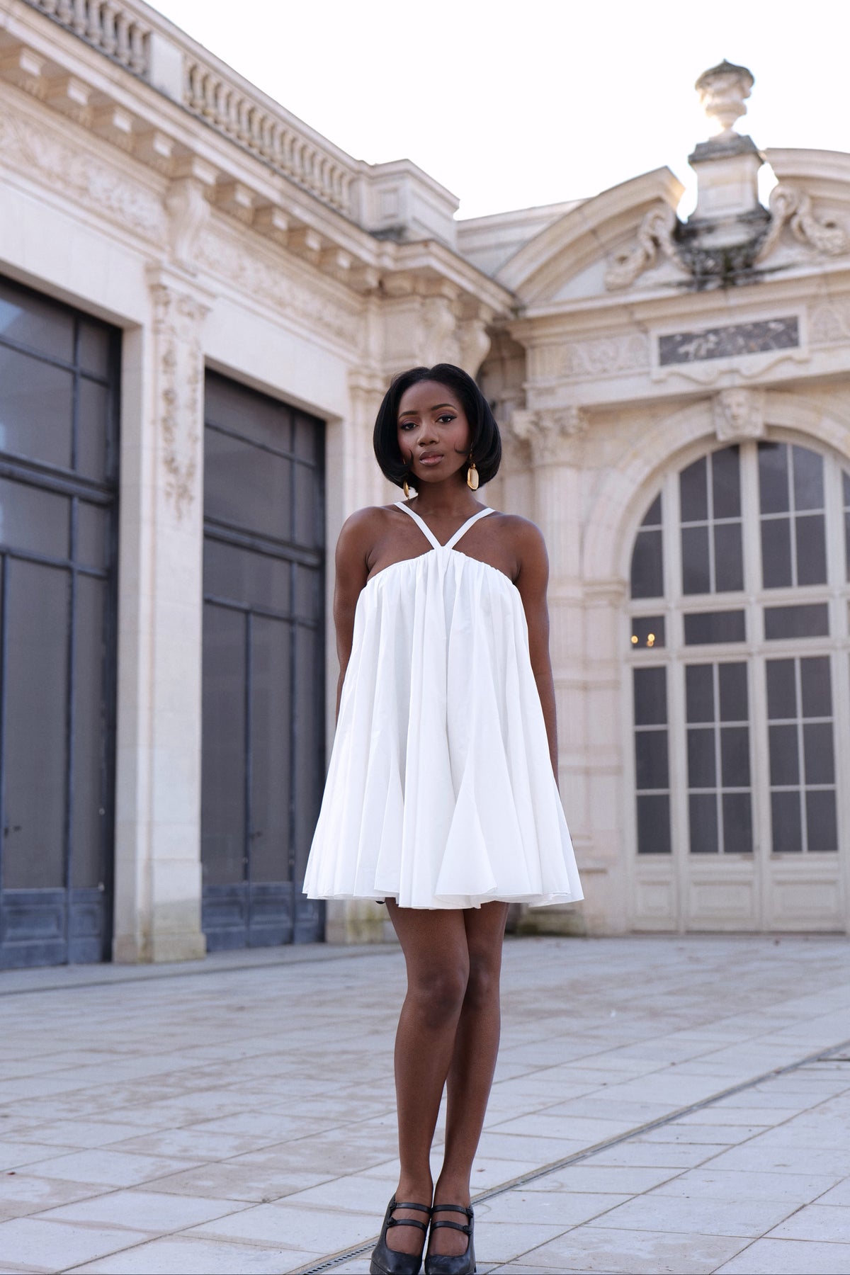 WHITE SLEEVELESS POPLIN SHORT DRESS