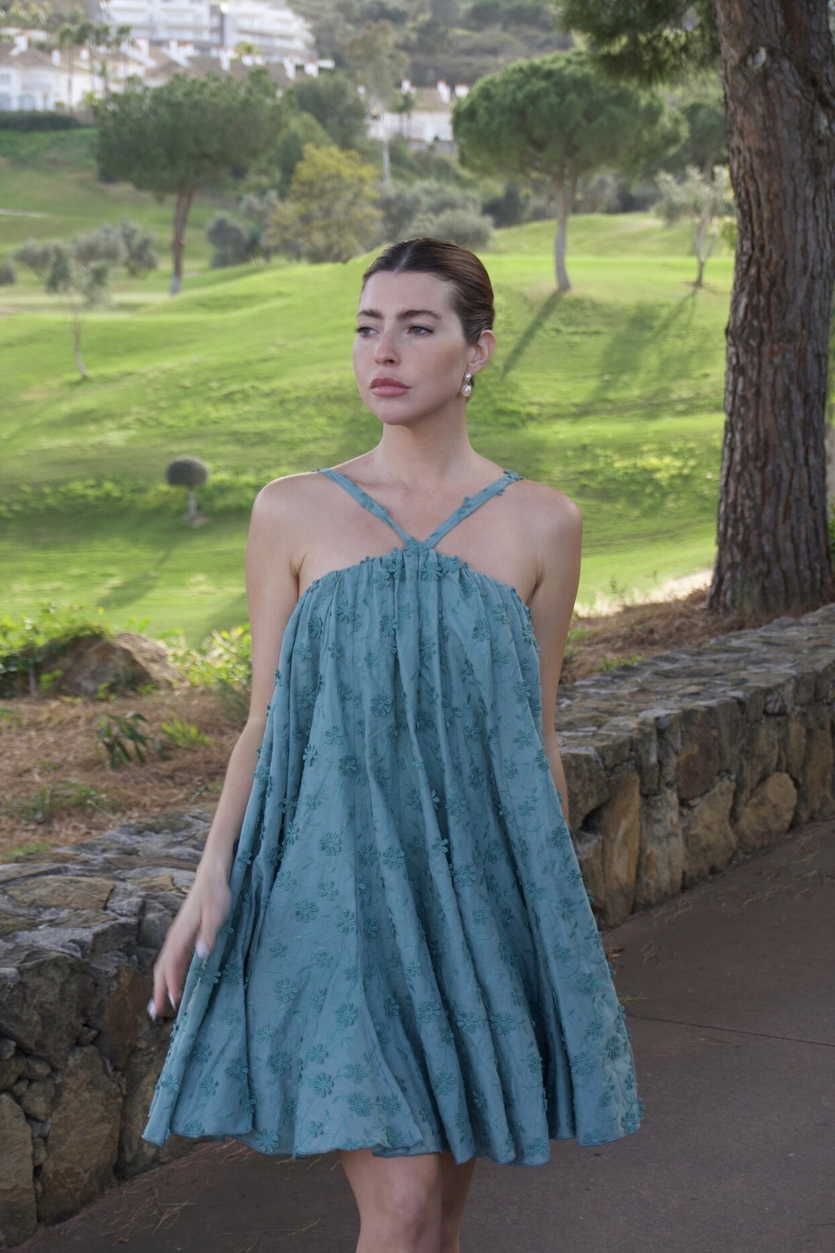 GREEN SLEEVELESS SHORT DRESS WITH ENGLISH EMBROIDERY