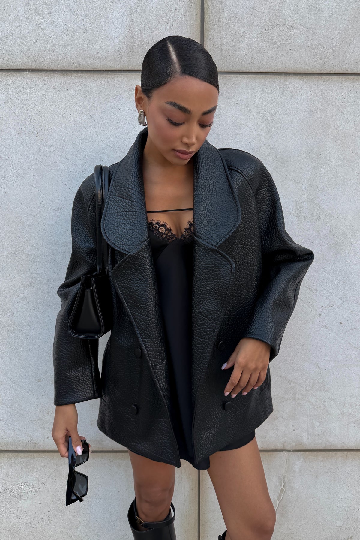 BLAZER OVERSIZED NERO TEXTURIZZATO EFFETTO PELLE