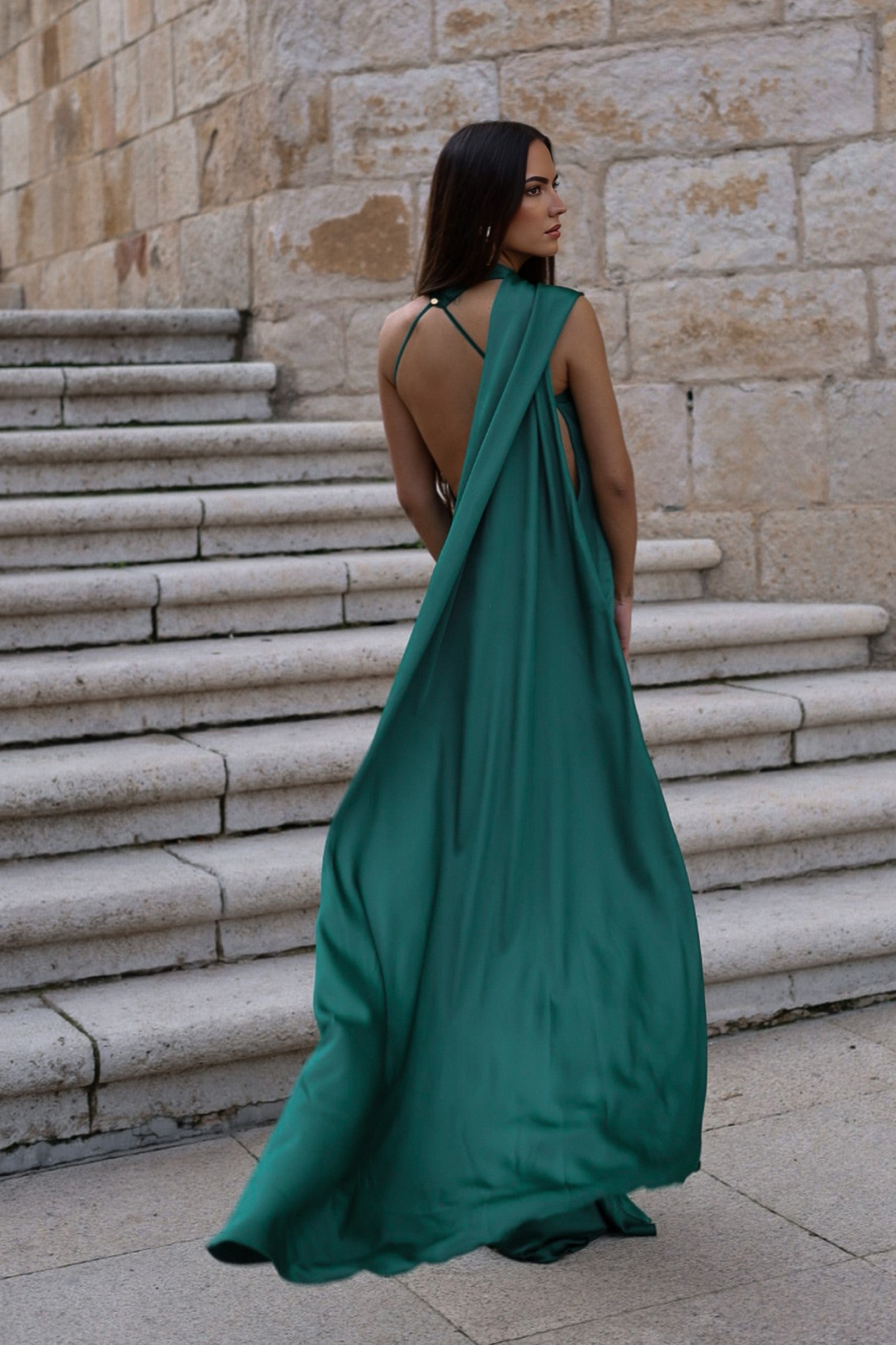 VESTITO LUNGO VERDE BOTTIGLIA CON CAPPA KAOA
