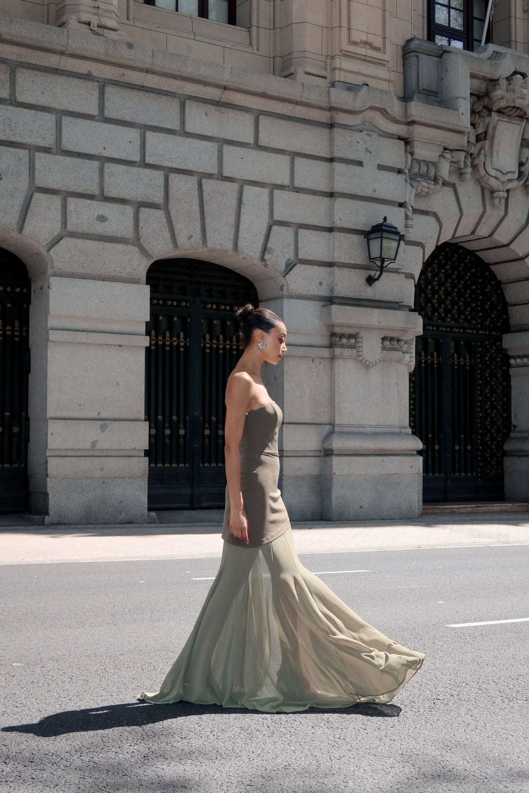 VESTIDO VERDE MILITAR CON ENCAJE