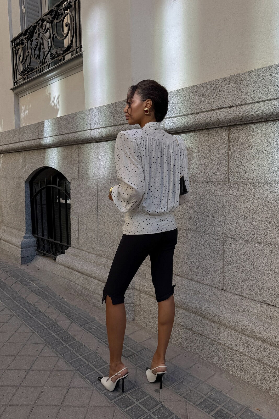 CALÇA CAPRI PRETA
