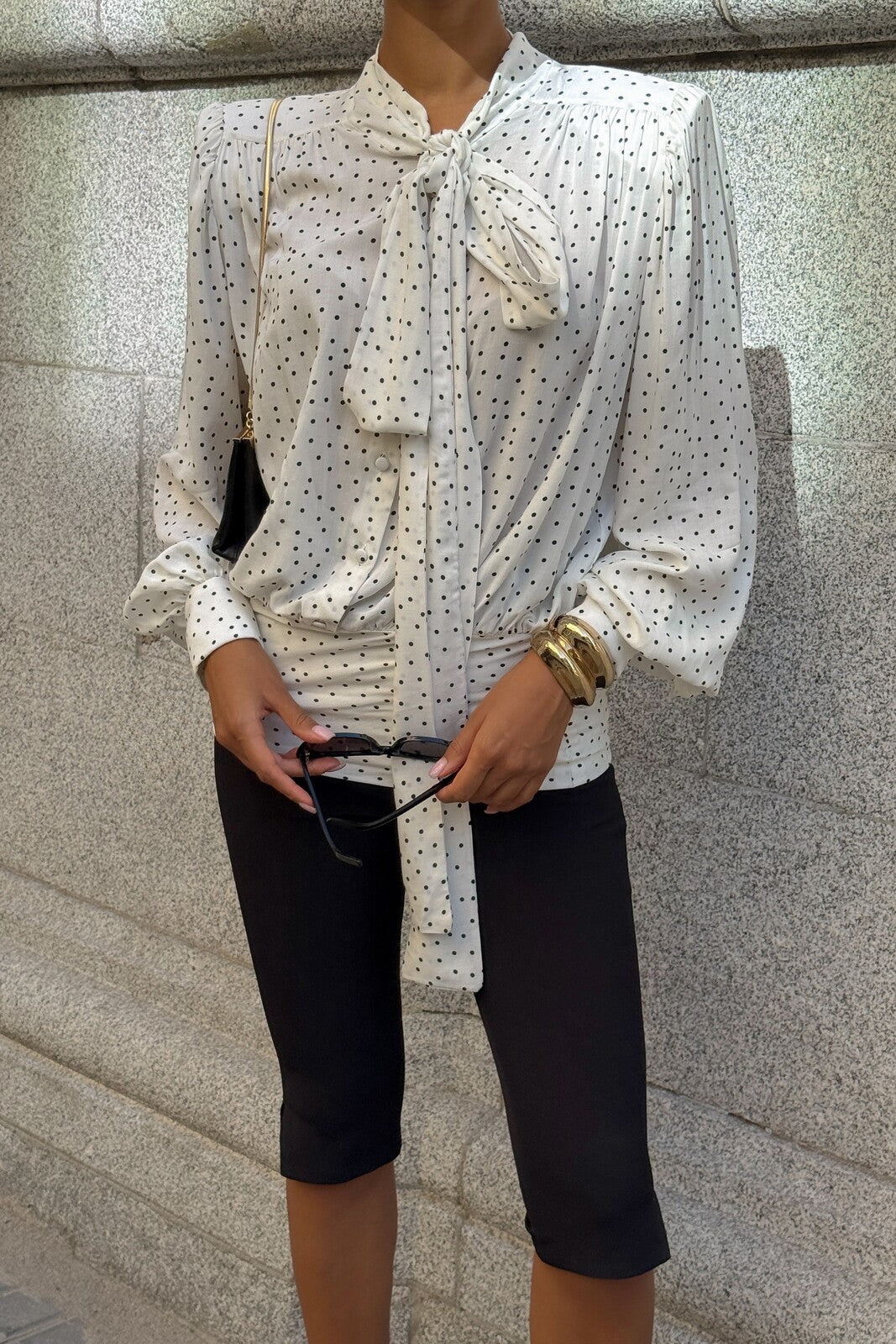 BLUSA LAÇO POÁS BRANCA