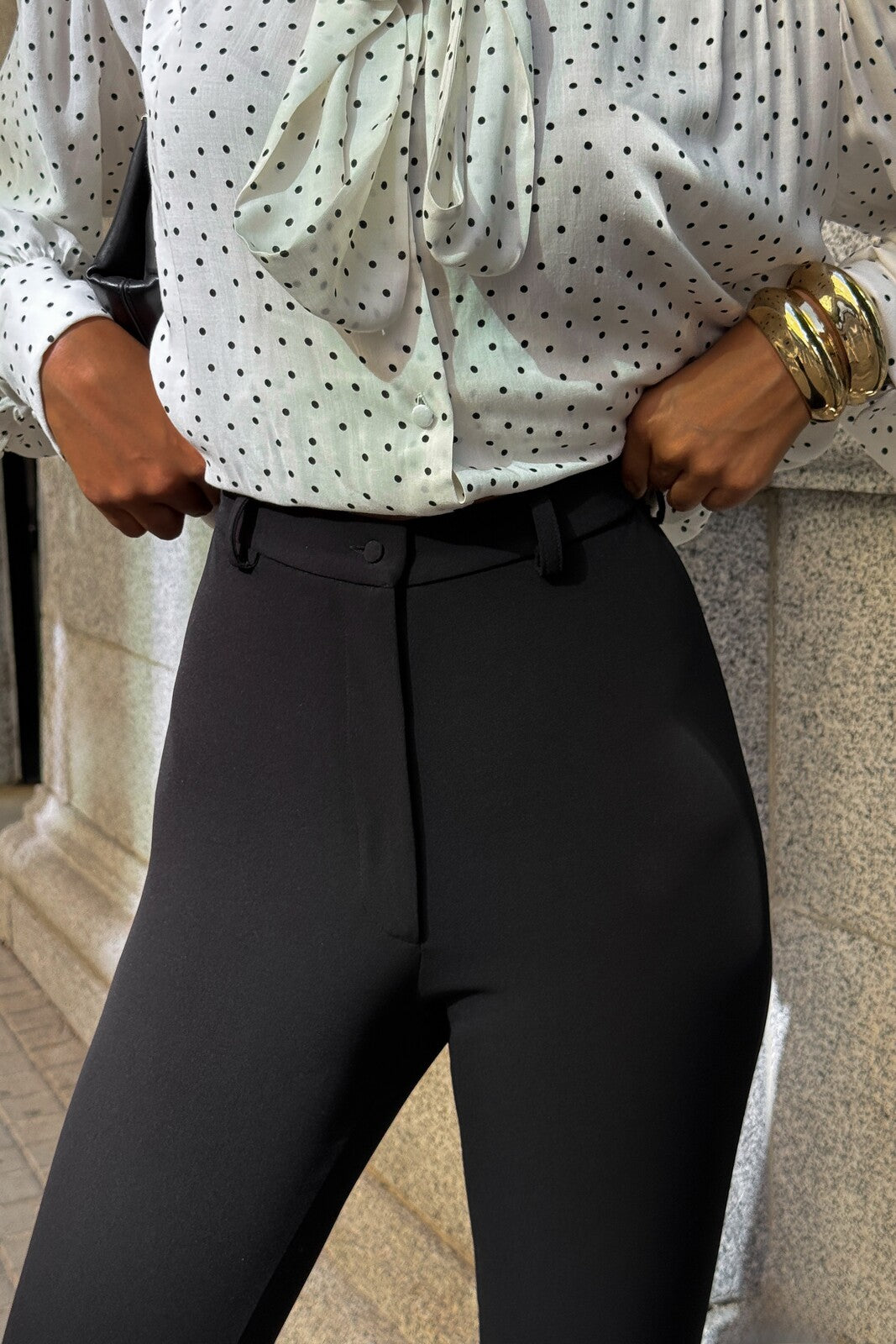 CALÇA CAPRI PRETA