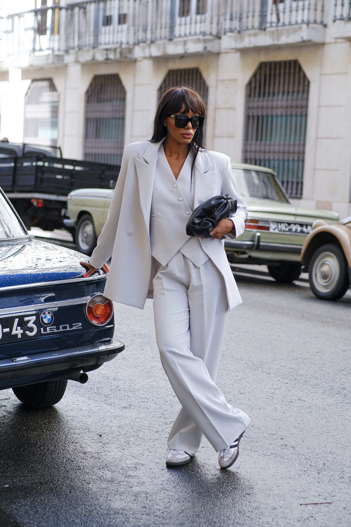 GRAY PANTS WITH PLEATS