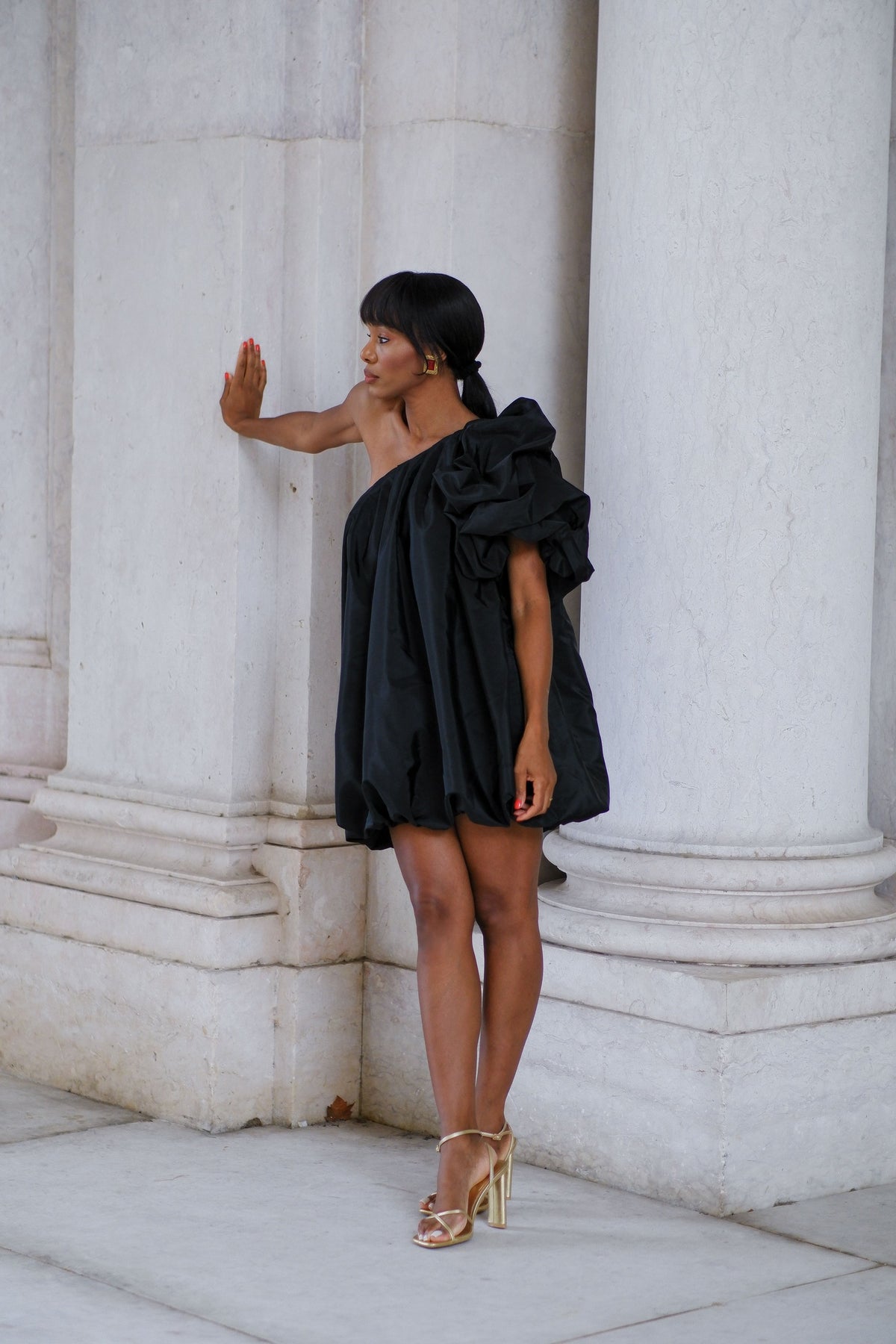 BLACK ASYMMETRICAL POPLIN SHORT DRESS