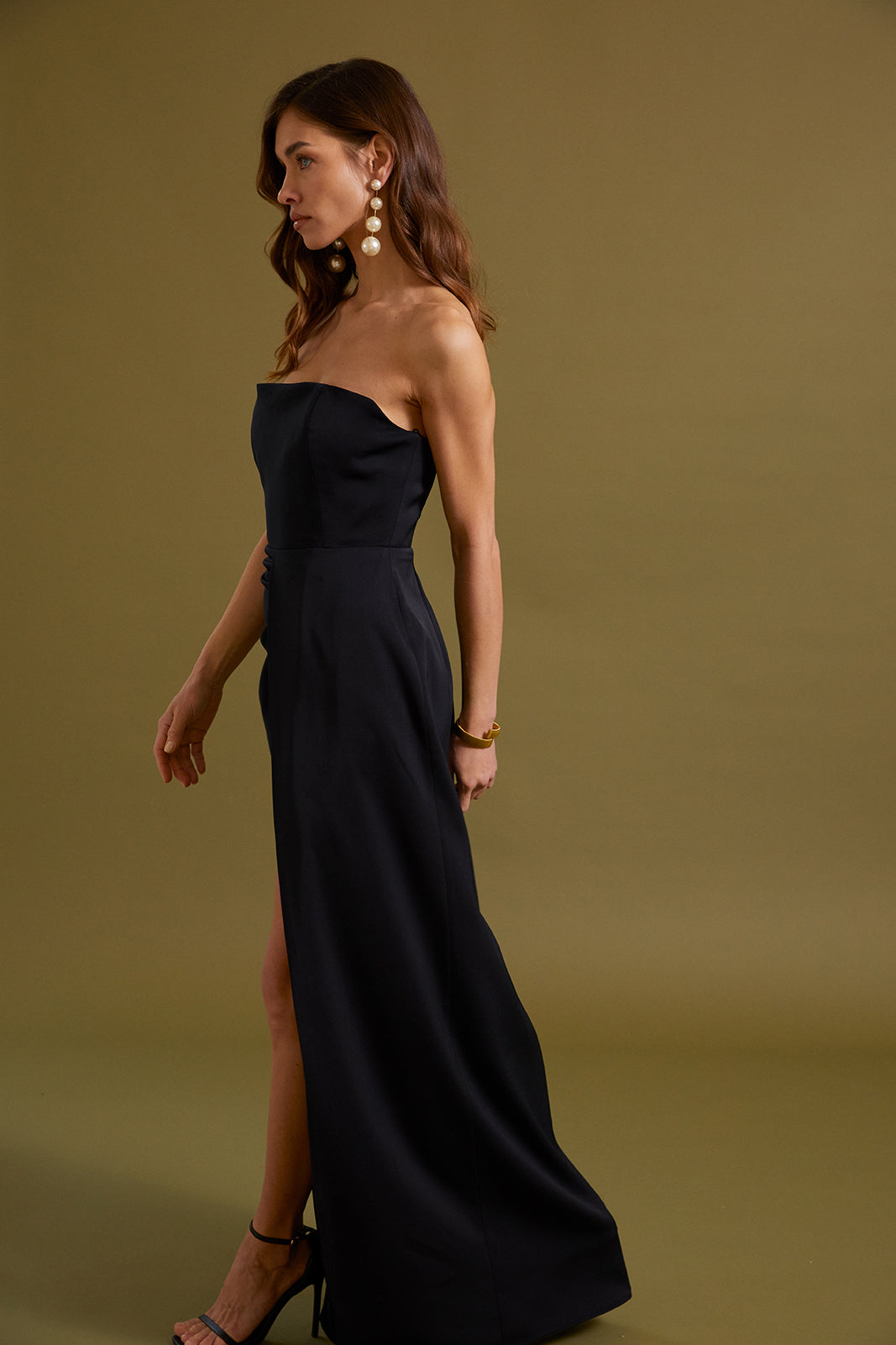 VESTIDO PRETO DECOTE RETO