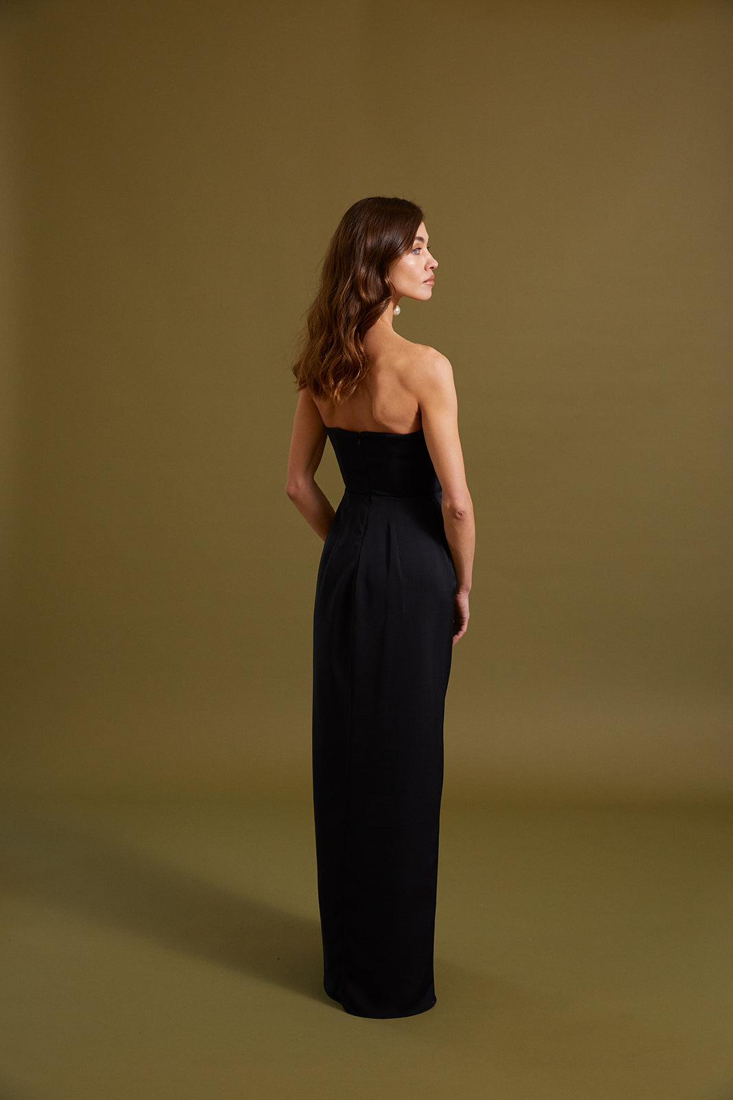 VESTIDO PRETO DECOTE RETO