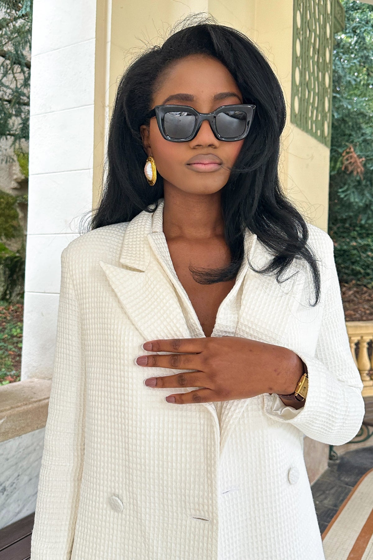 WHITE BLAZER WITH PLAIDS