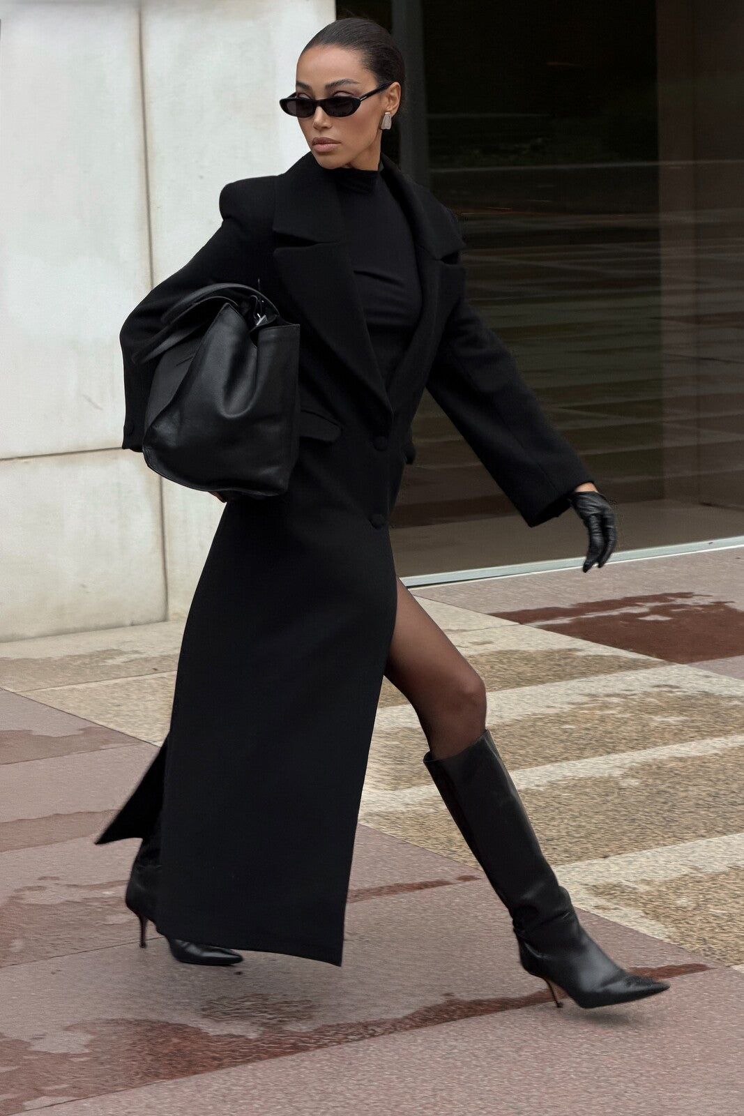 SOBRETUDO PRETO COMPRIDO ESTRUTURADO