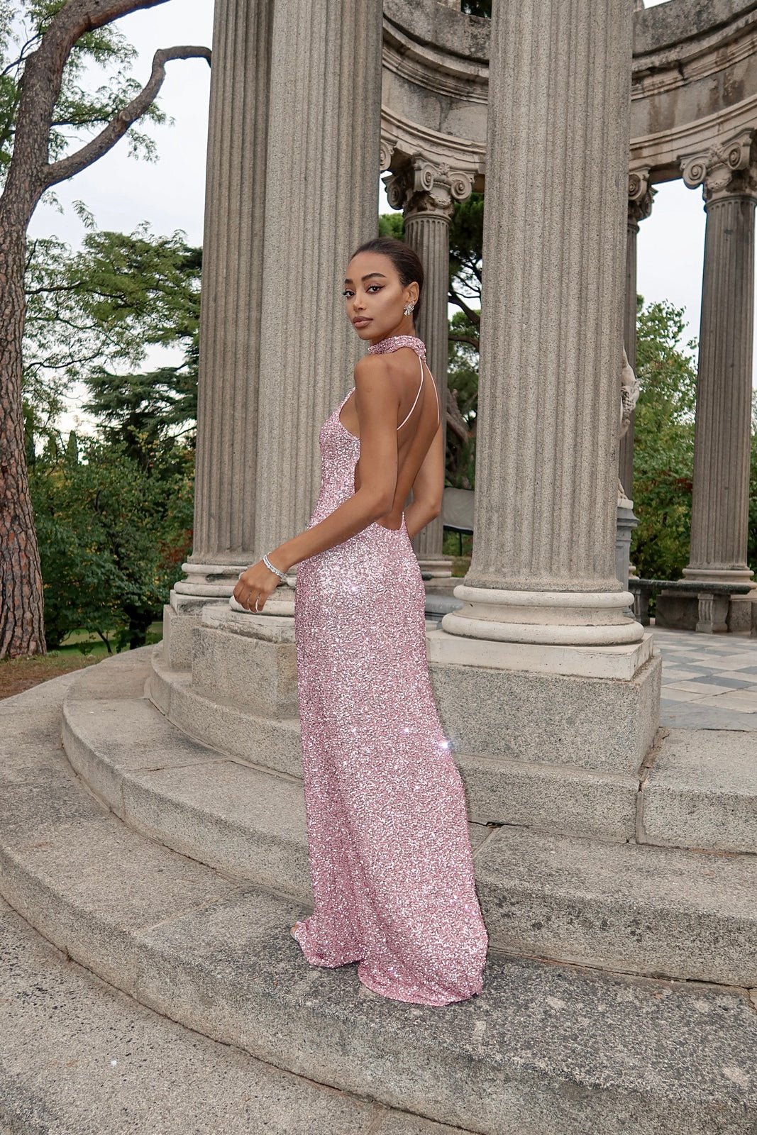 VESTIDO COMPRIDO ROSA COM LANTEJOULAS