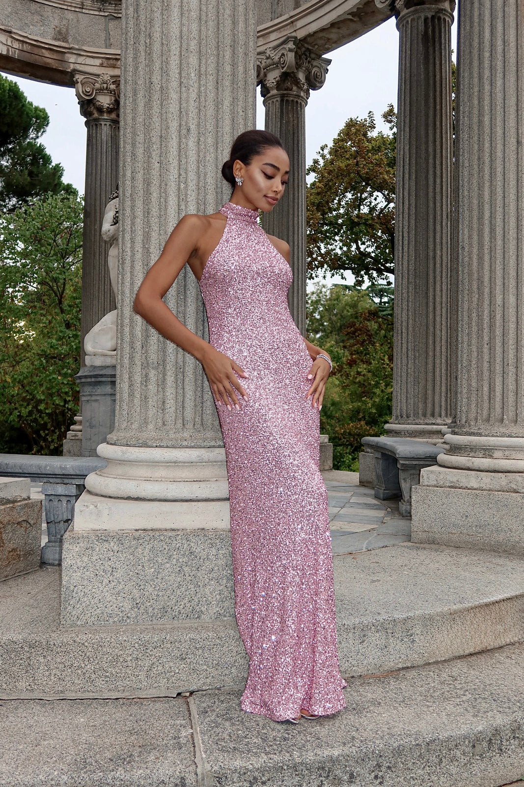 VESTIDO COMPRIDO ROSA COM LANTEJOULAS