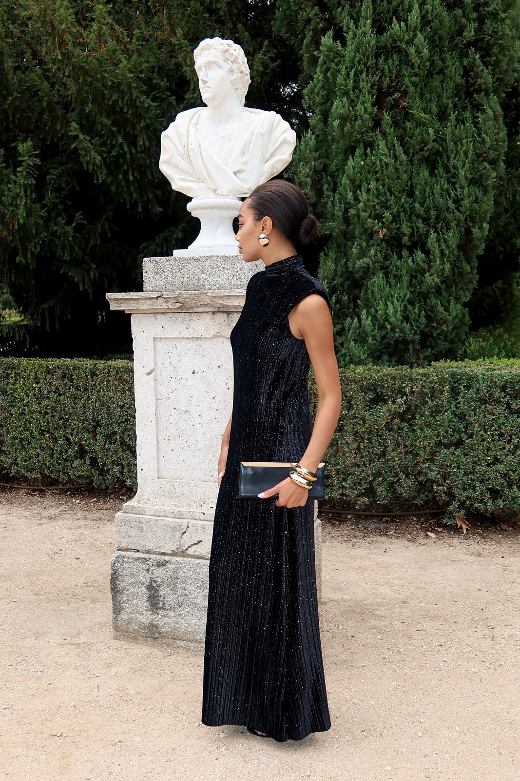 VESTIDO LONGO PRETO DE VELUDO COM GLITTER