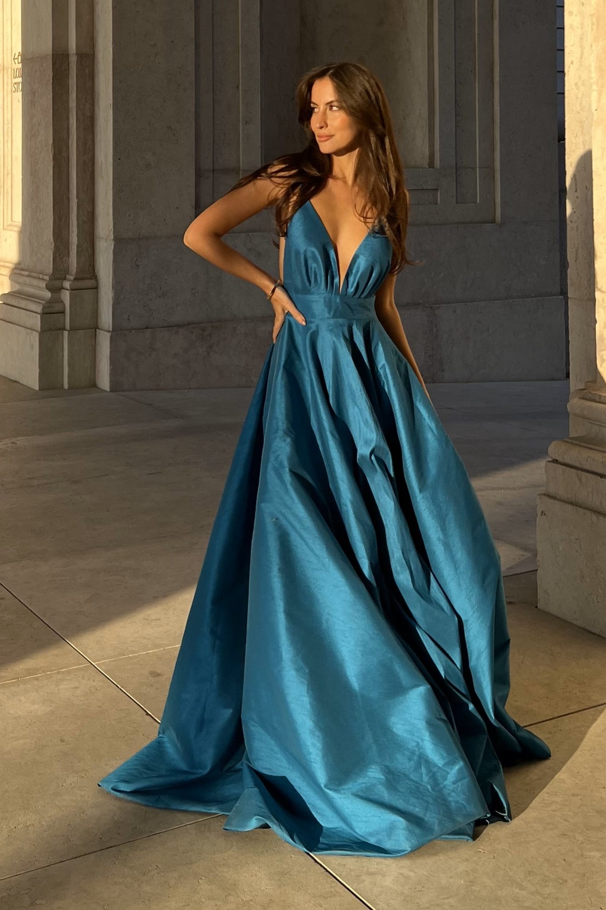ROBE DE PRINCESSE BLEU PETROLE KAOA