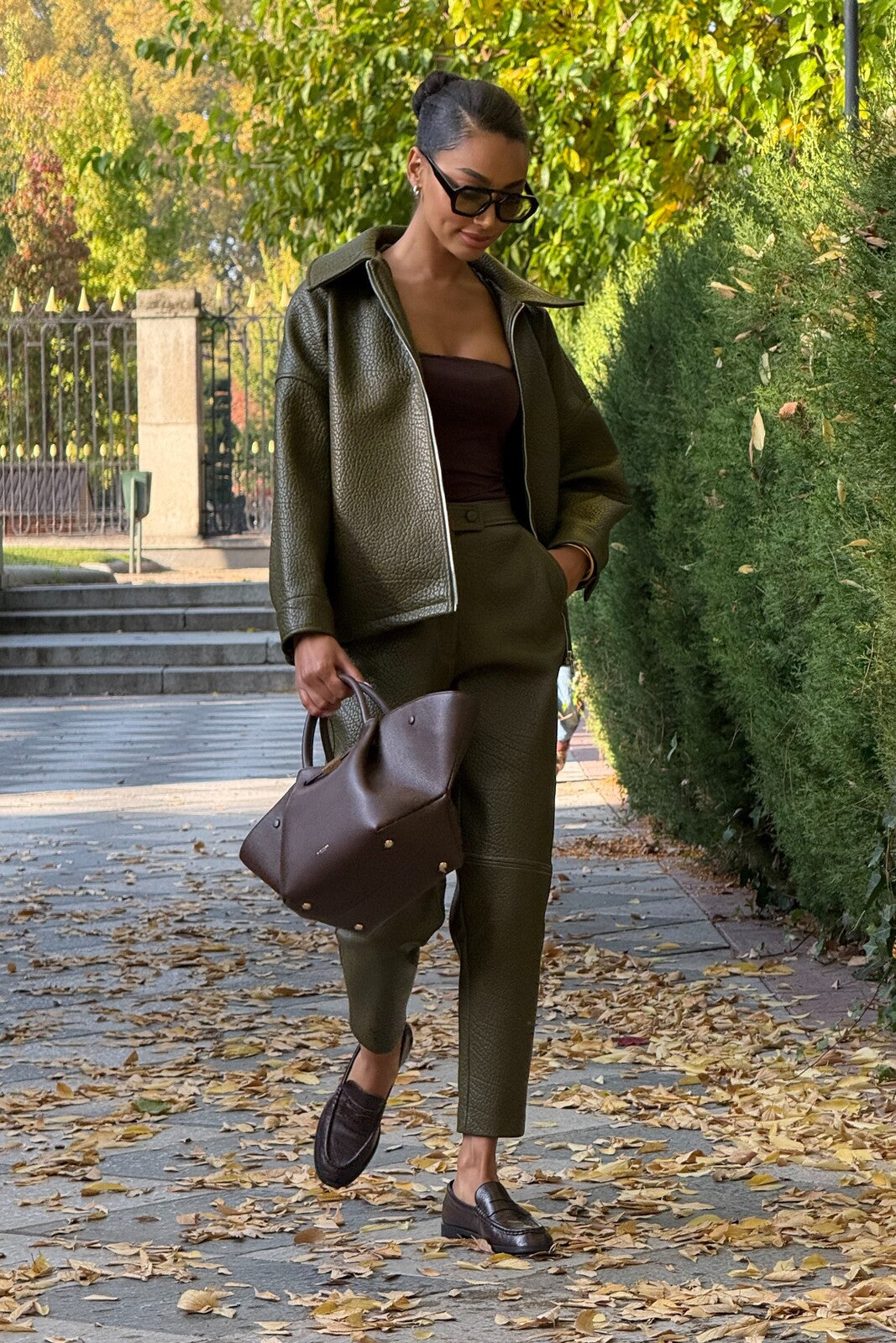 GREEN CARDED PANTS