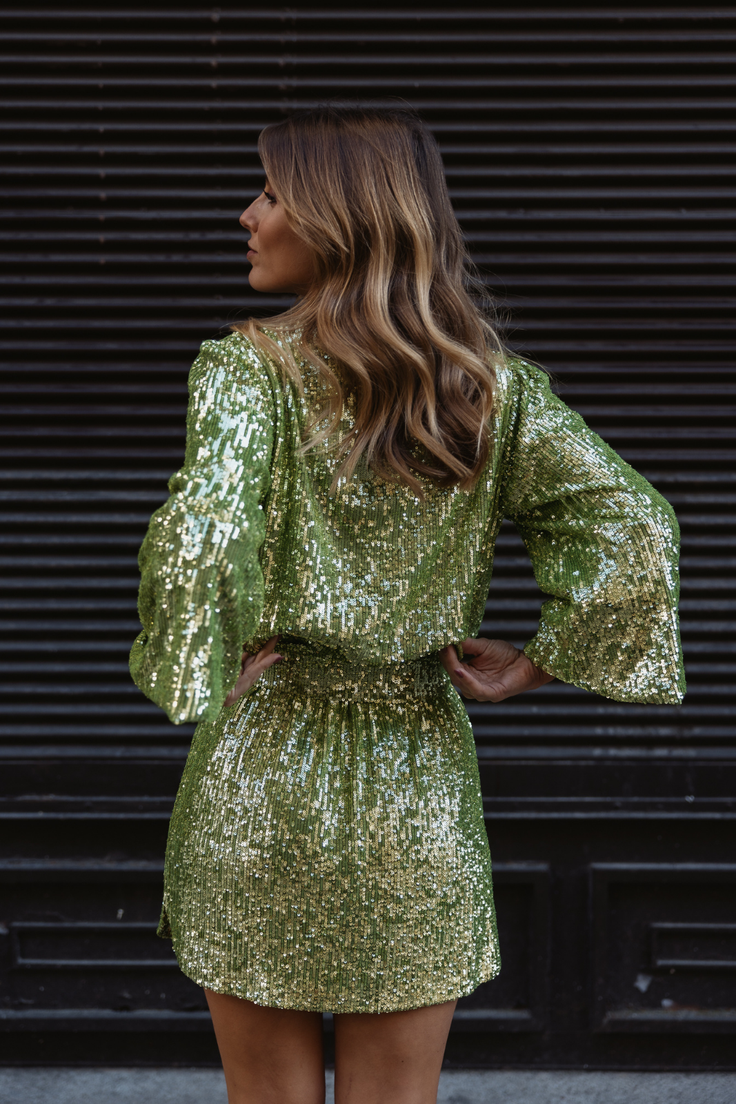 VESTIDO VERDE DE LENTEJUELAS