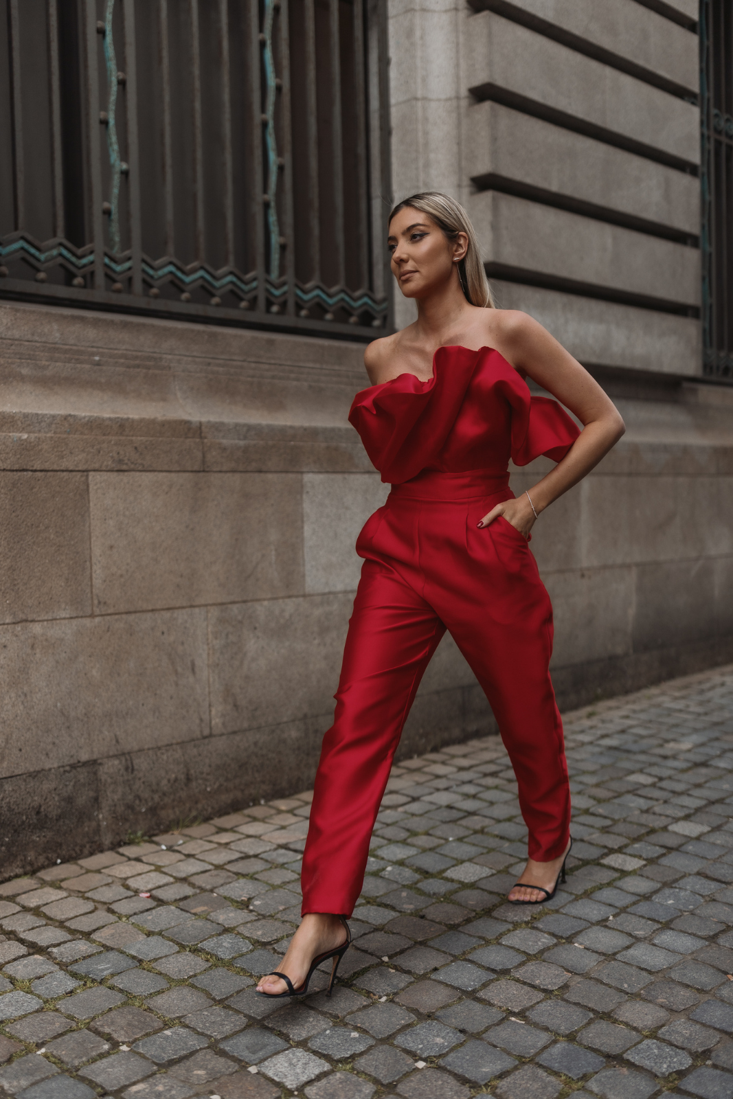 STRUCUTRED RED JUMPSUIT