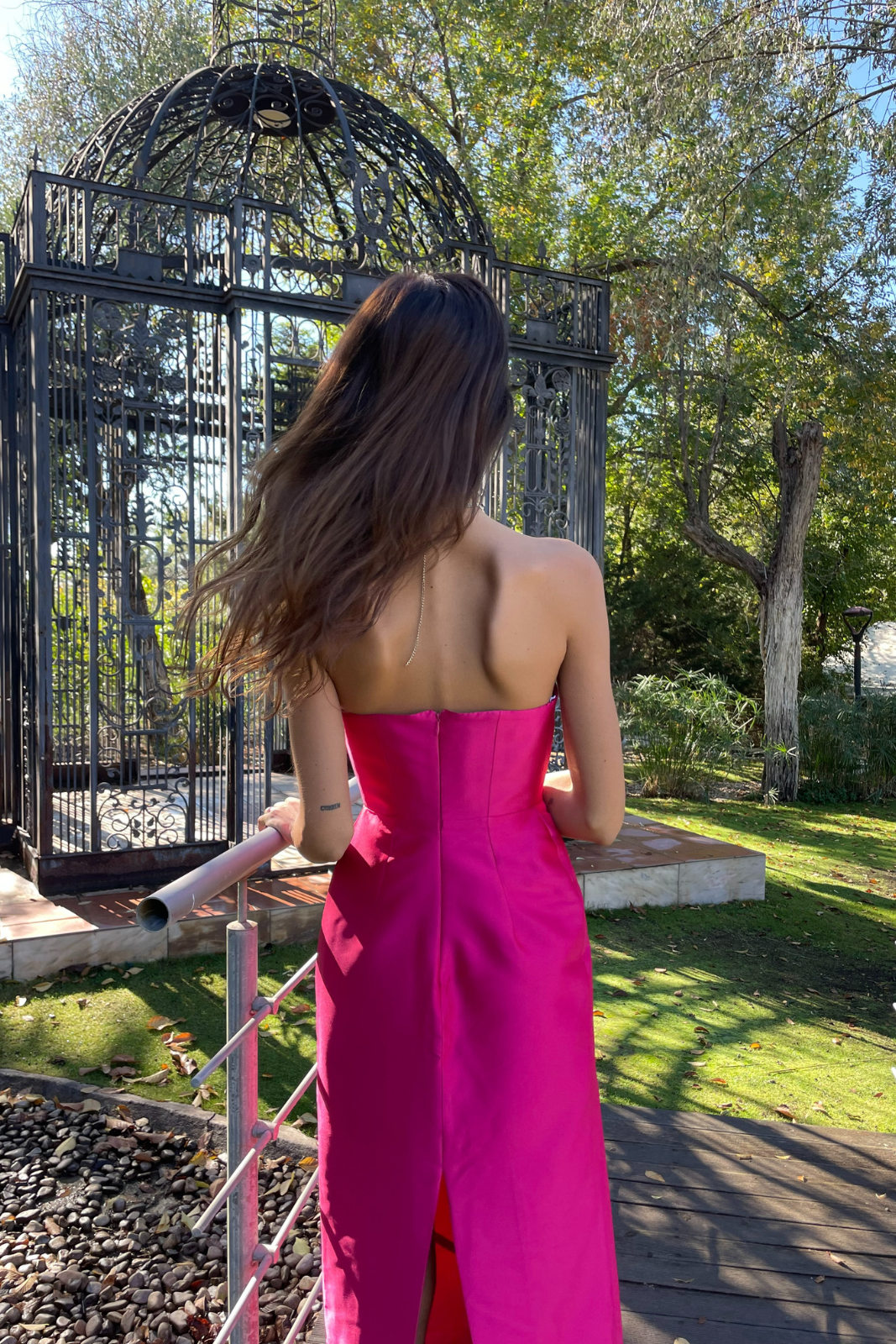 LONG FUCHSIA DRESS STRAIGHT NECKLINE