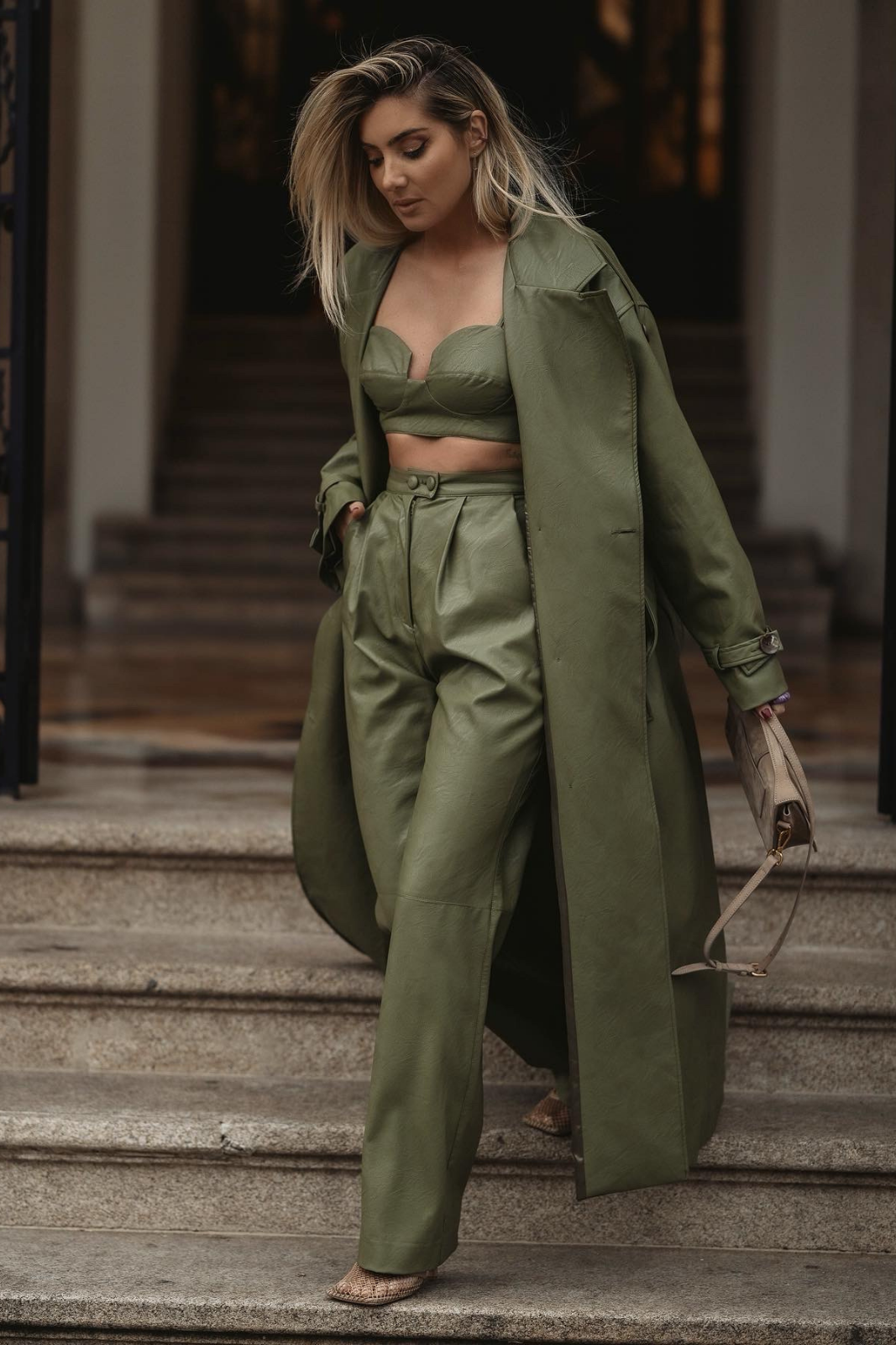 Green crop top sales outfit