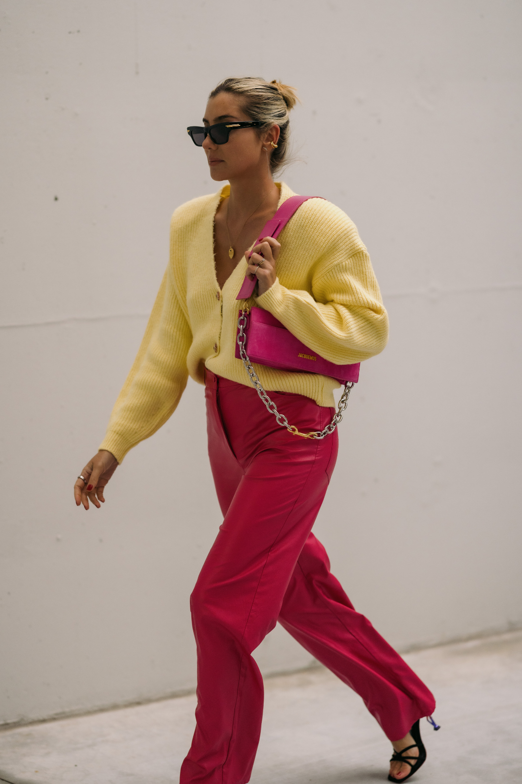 PANTALONES FUCSIA EFECTO PIEL