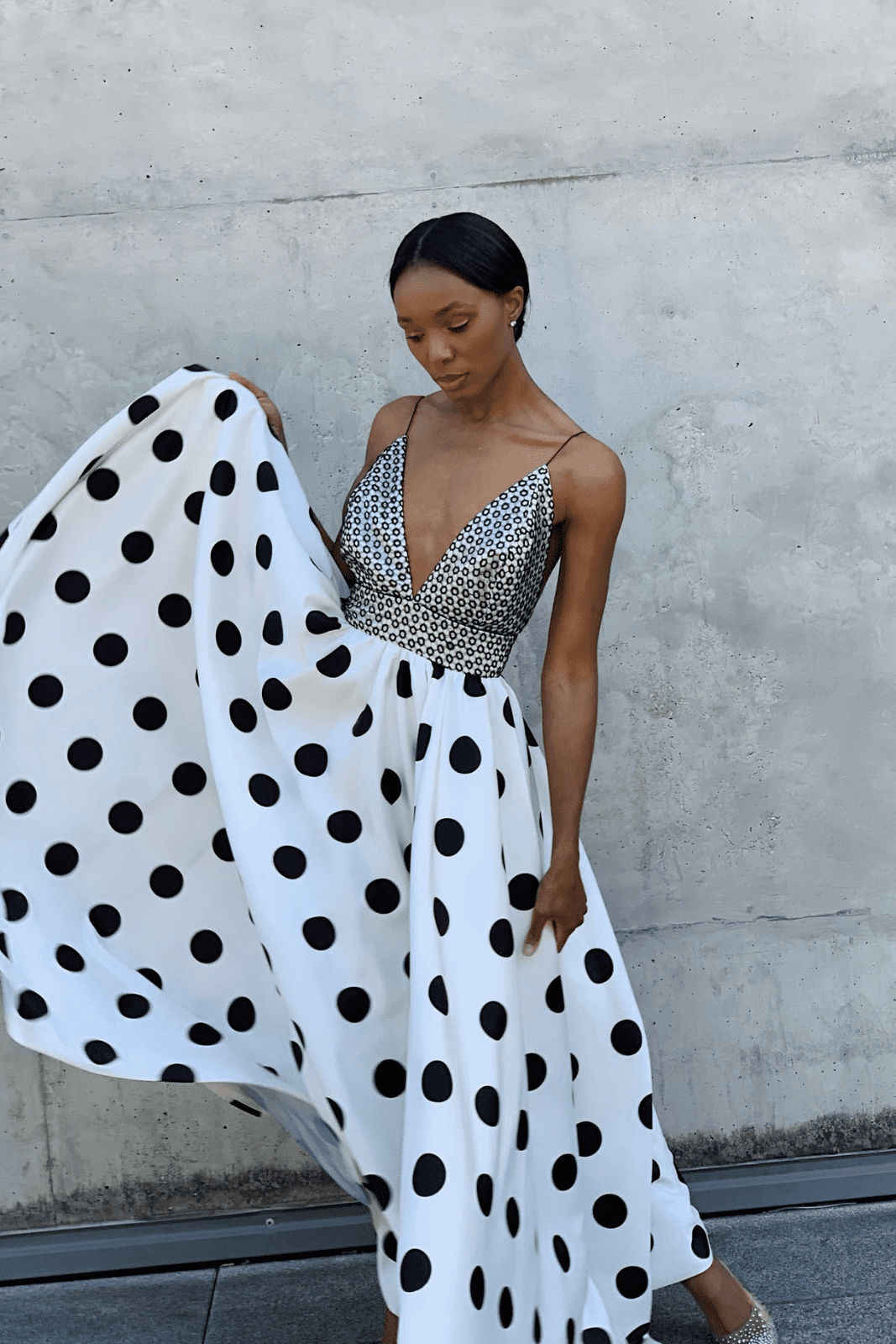 VESTIDO COMPRIDO BOLAS
