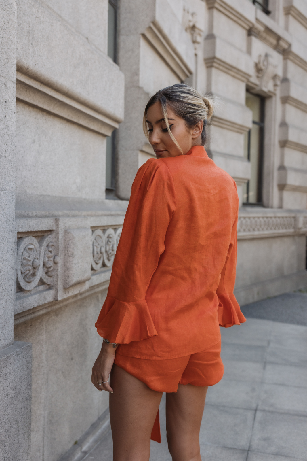ORANGE LINEN SHORTS