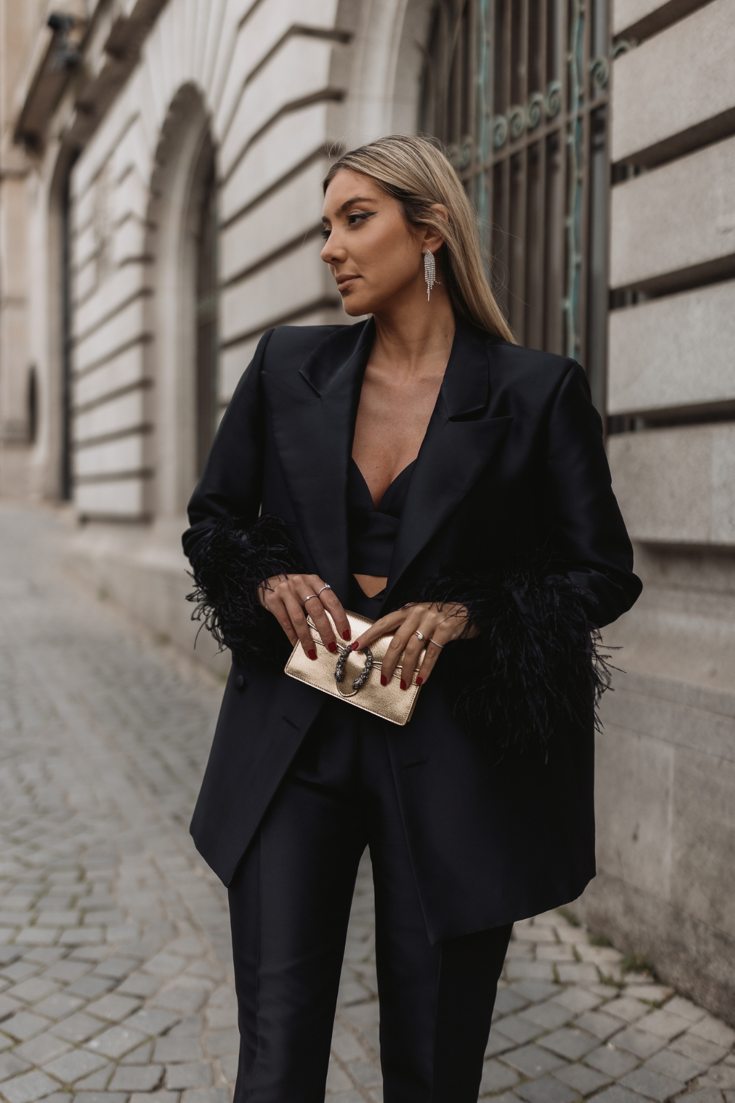Pantalone nero elegante outlet vita alta