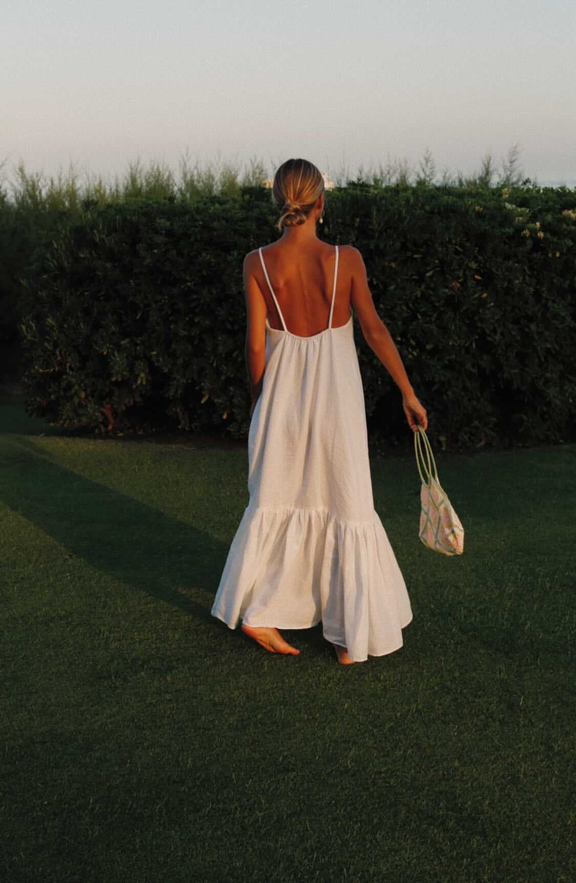 WHITE LINEN DRESS WITH FRILL