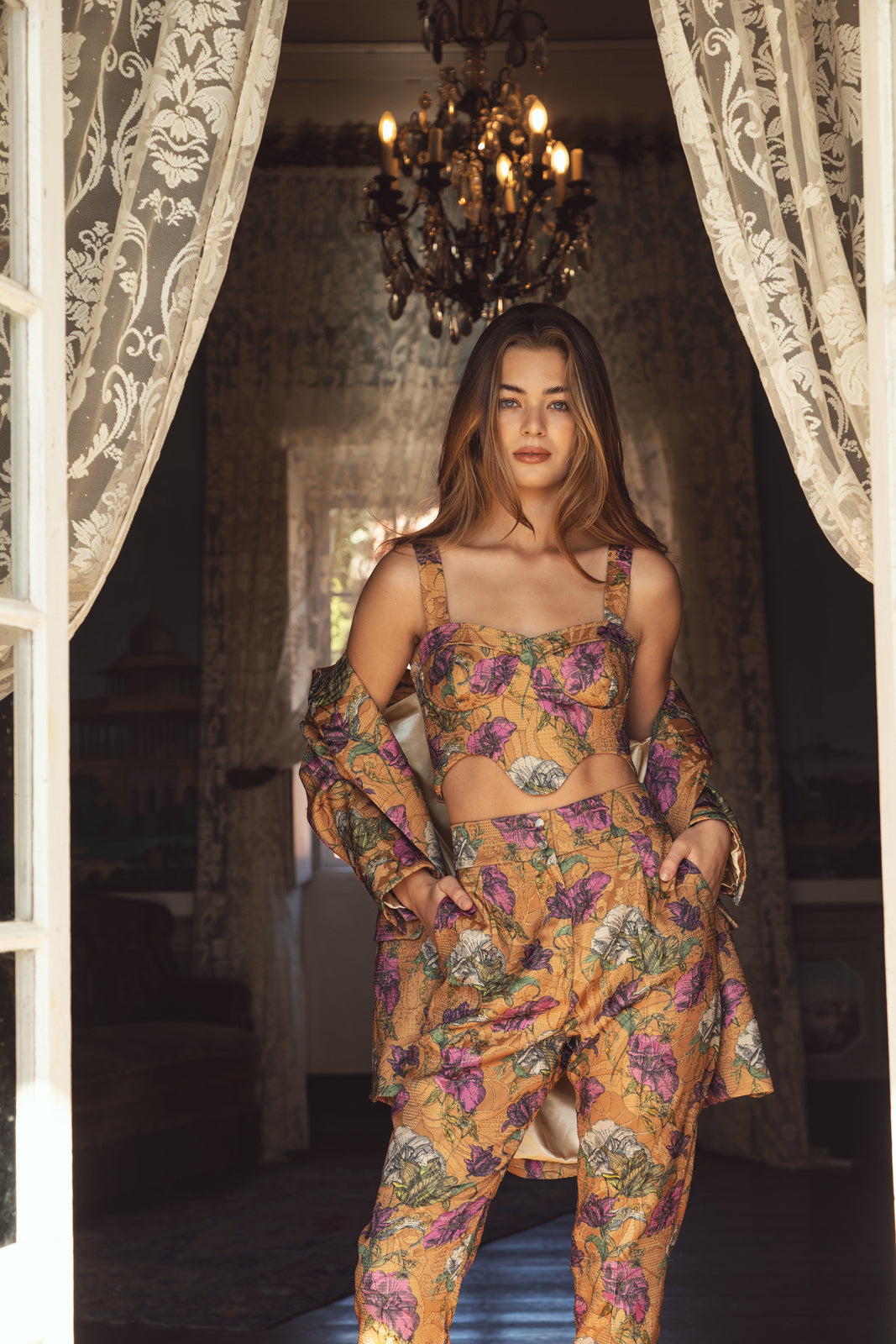 BLAZER CASTANHO JACQUARD FLORAL