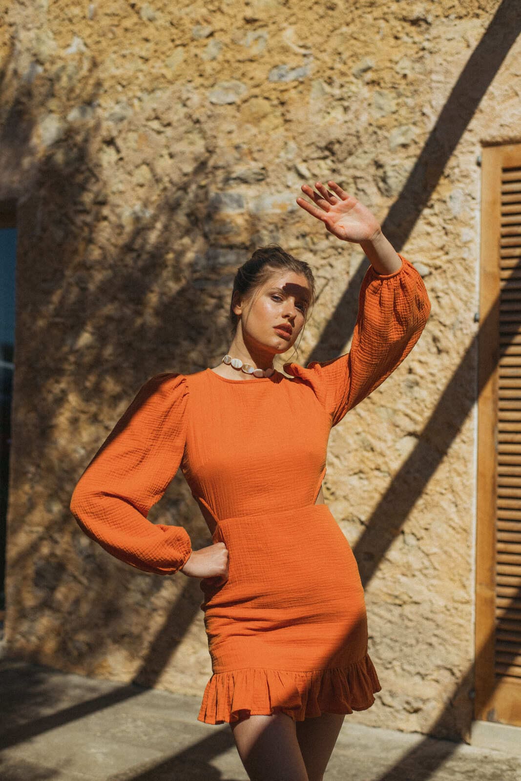VESTIDO LARANJA CURTO