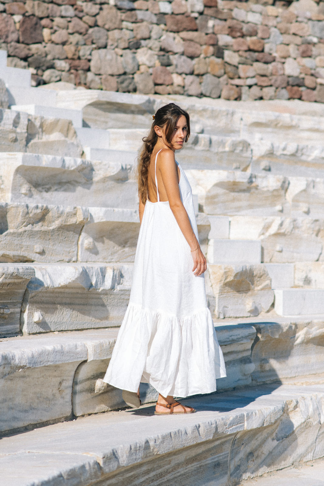 WHITE LINEN DRESS WITH FRILL