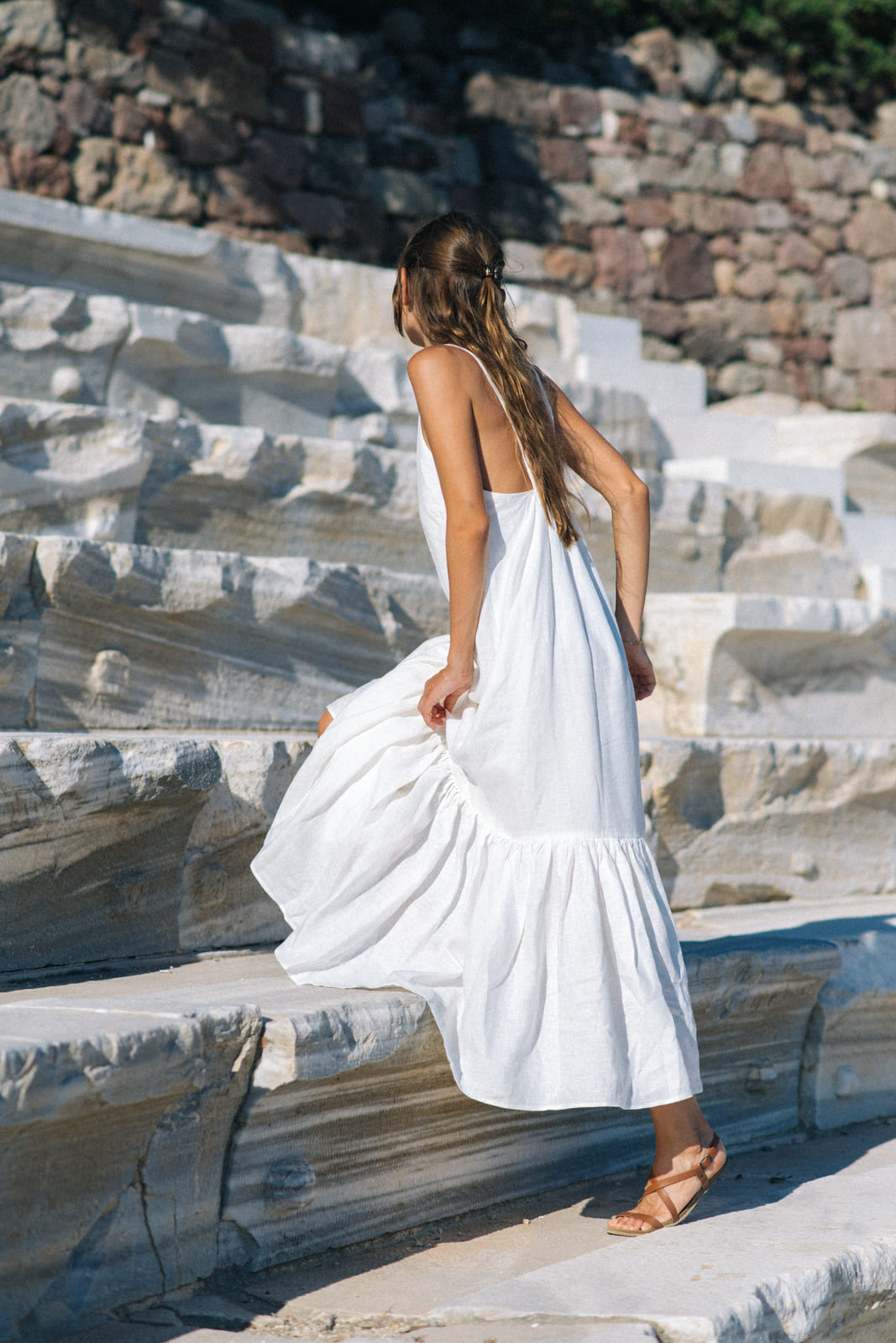 WHITE LINEN DRESS WITH FRILL