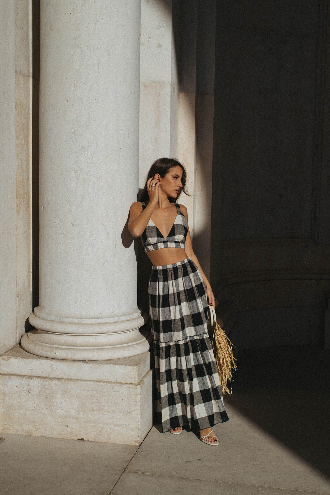 BLACK AND WHITE CHECKERED LINEN LONG SKIRT