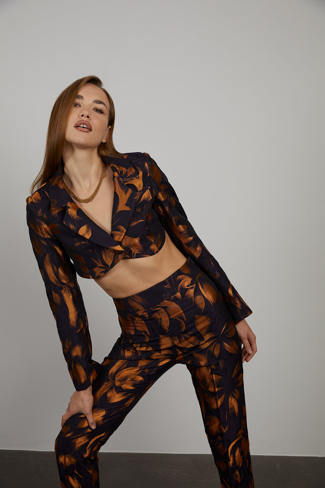 CASACO AZUL JACQUARD ESTAMPADO LARANJA FLORAL