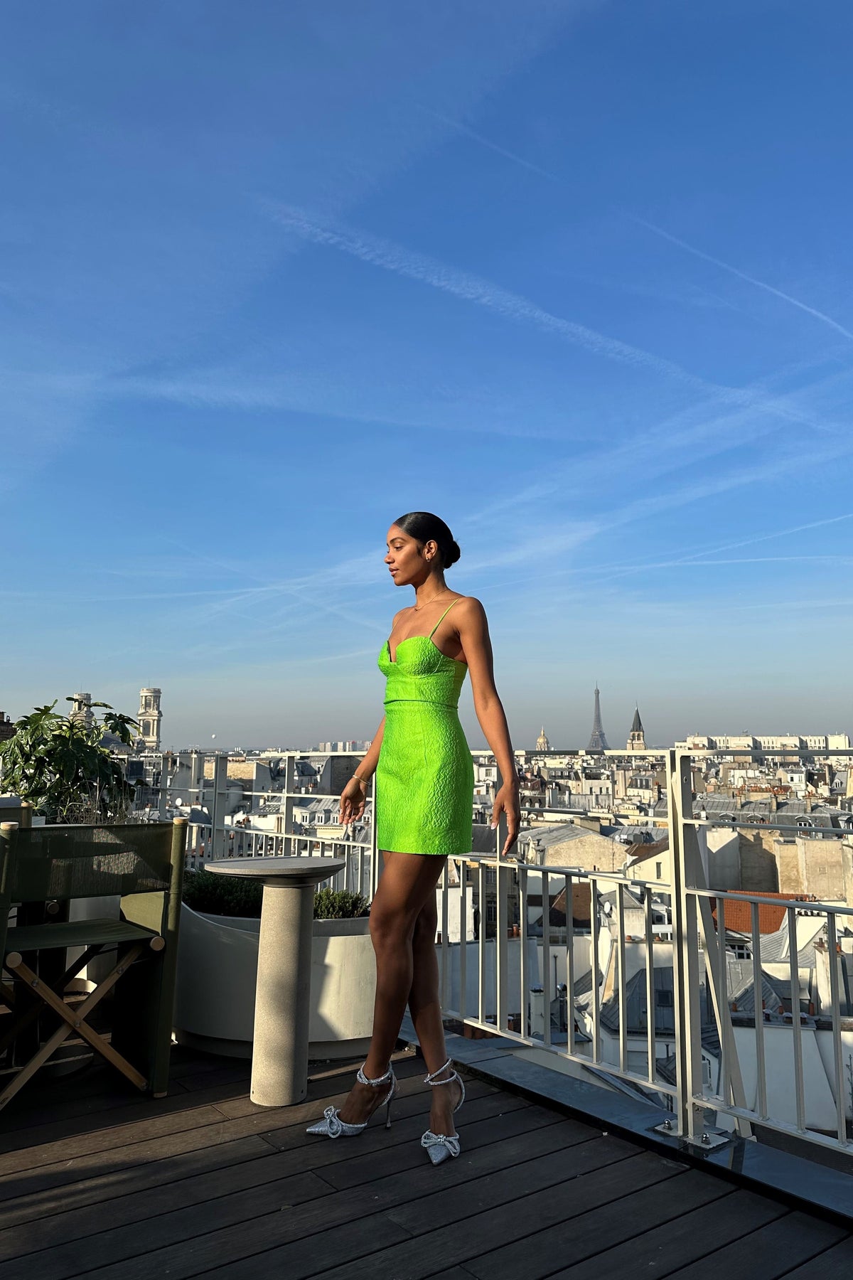 ROBE COURTE EN JACQUARD VERT