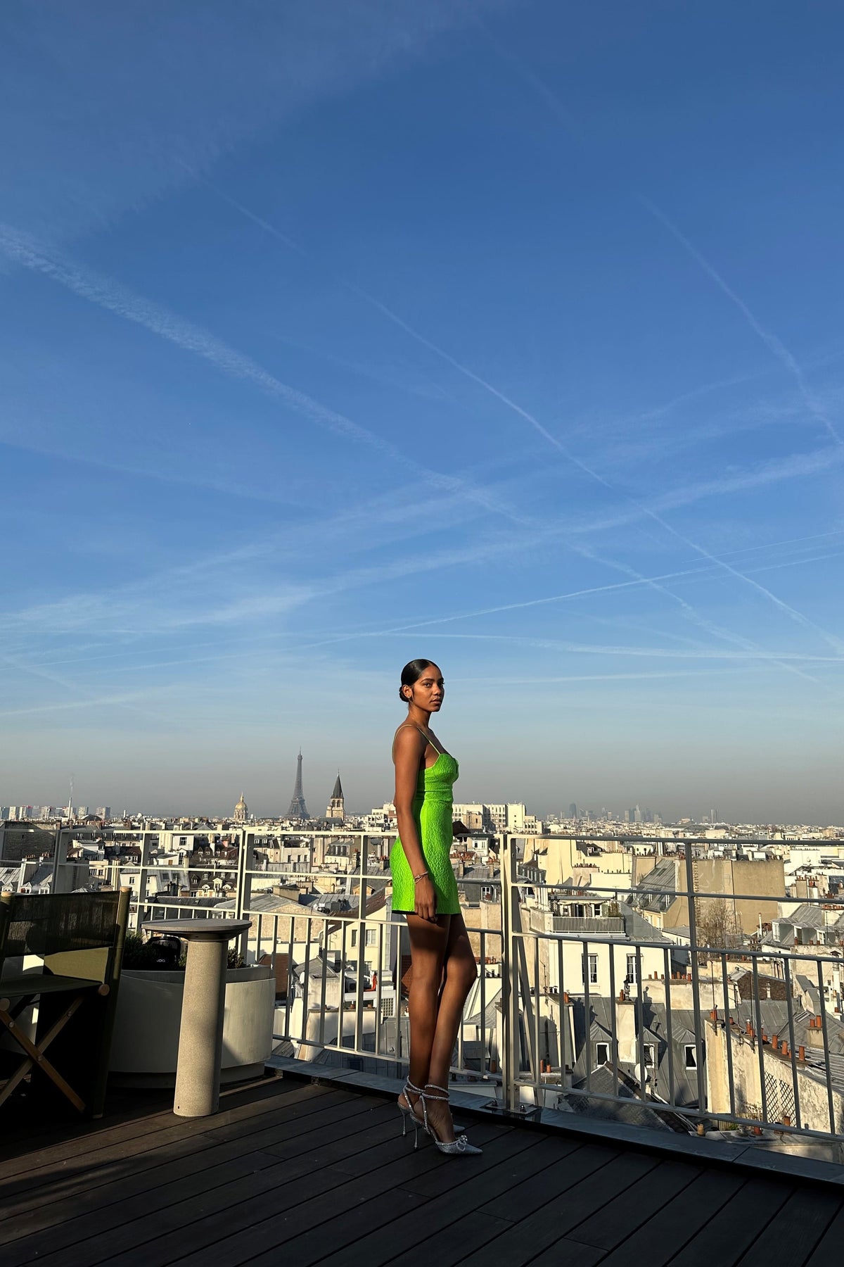 ROBE COURTE EN JACQUARD VERT